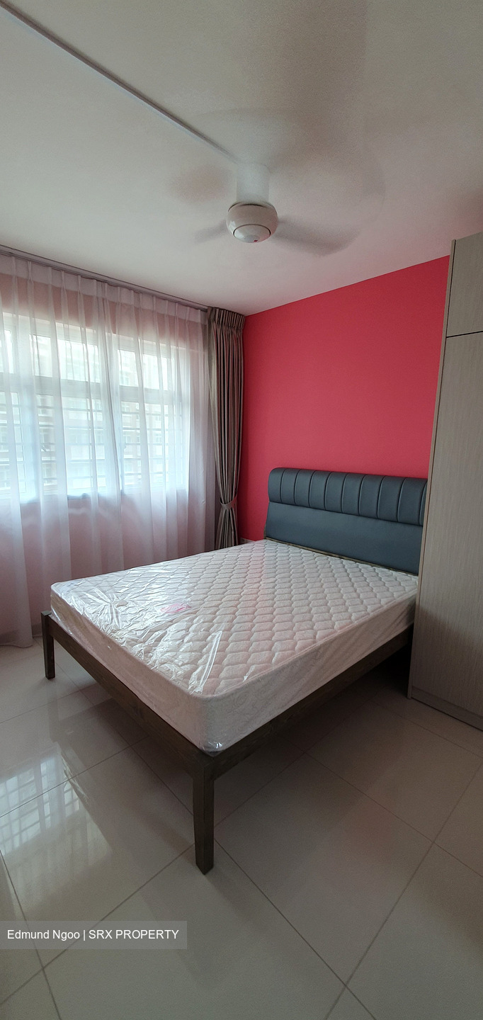 Blk 450D West Terra @ Bukit Batok (Bukit Batok), HDB 2 Rooms #414674361
